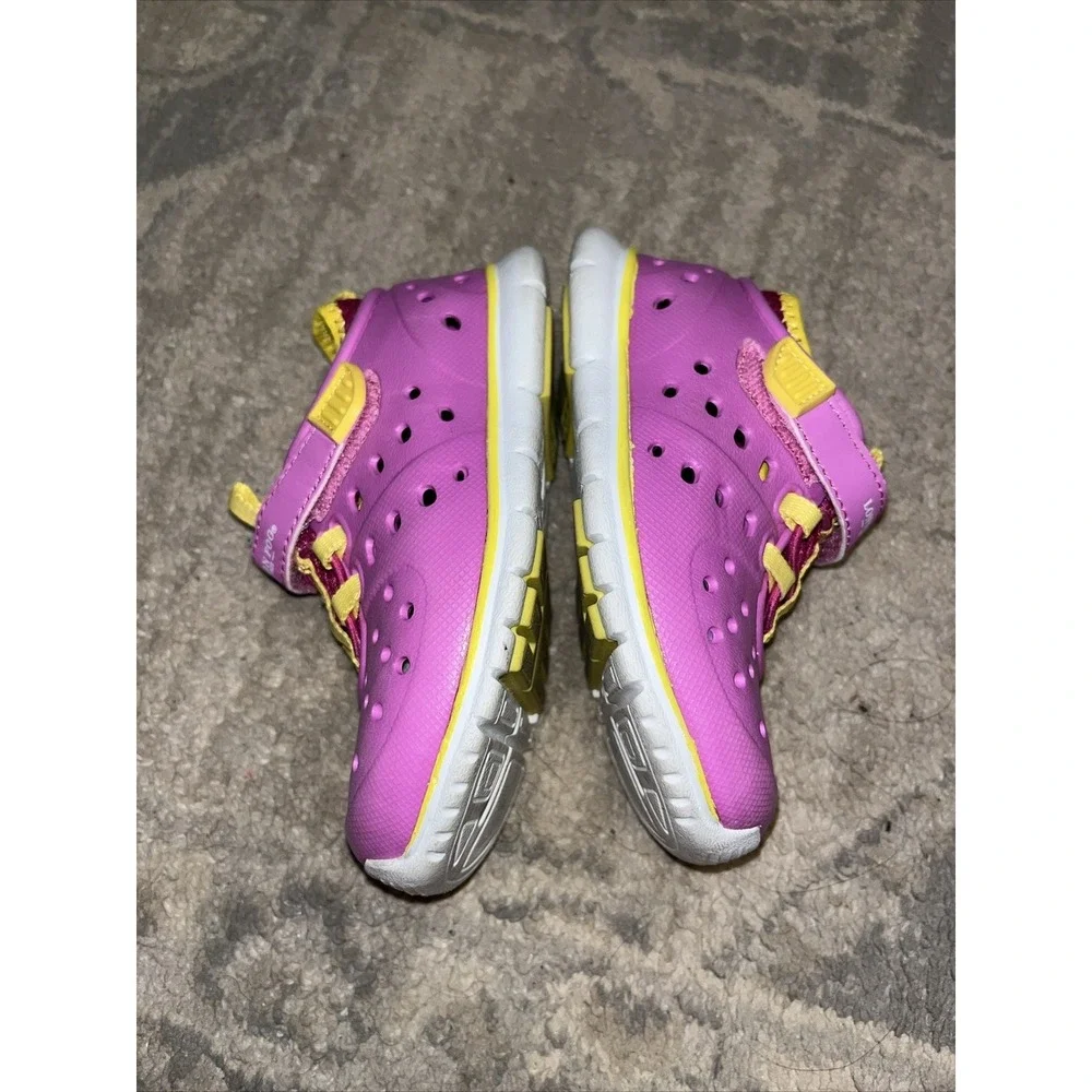 London Fog Mudpuppies Pool to Play Sneakers Pink Water Shoes Toddler Girls‎ Sz 8